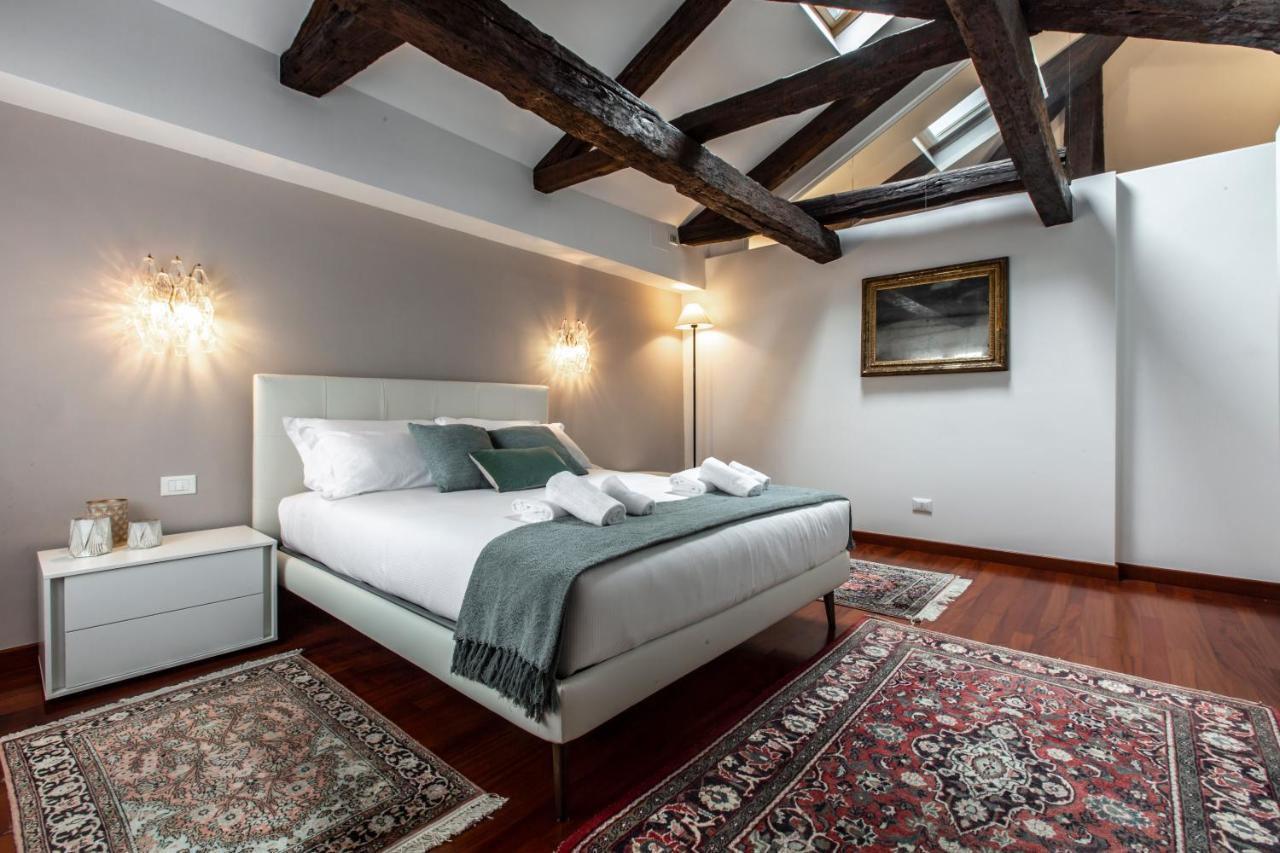 Apartament San Pantalon Luxury Penthouse R&R Wenecja Zewnętrze zdjęcie
